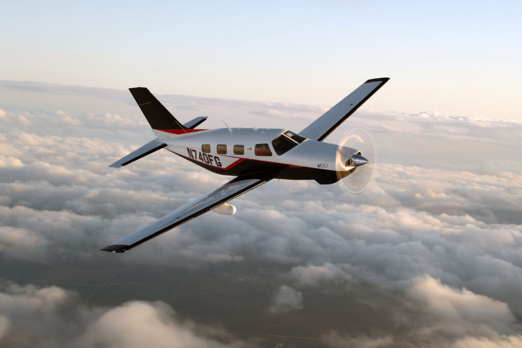 19_M350_A2A_Clouds_Edited Piper M350